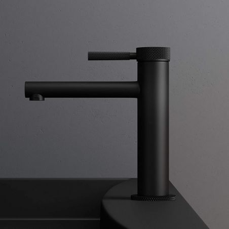 Waschbeckenarmatur EGO-Tiona Black, Waschbeckenmontage, Mattschwarz, mit Perlator, außergewöhnliches Design