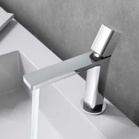 Waschbeckenarmatur Alano, Waschbeckenmontage, Chrom, mit Neoperl-Perlator, außergewöhnliches Design