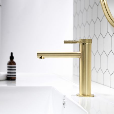 Waschbeckenarmatur Tiona, Mattgold, Höhe 18 cm, Waschbeckenmontage