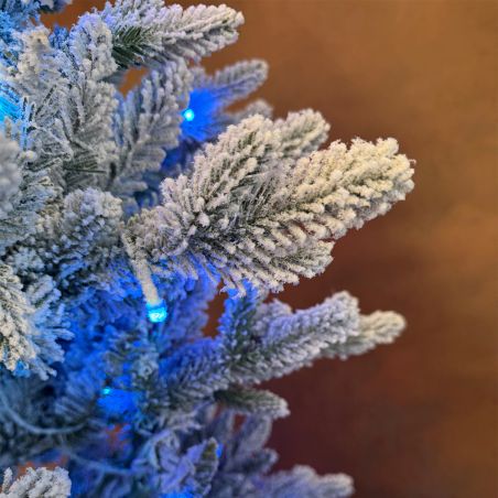 Künstlicher Weihnachtsbaum, beschneit, 3D-Zweige, RGB-LED mit 32 Modi, 250 cm, Fernbedienung, Metallständer, 4186 Zweige, Polar