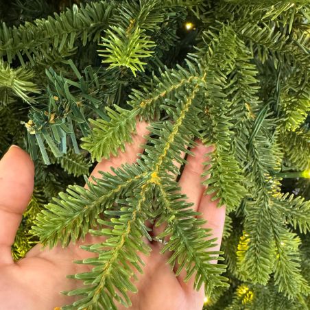Premium-Weihnachtsbaum mit LED, 3D-Zweigen, inklusive Metallständer, Größe 250 cm, Ego-Normandian PE
