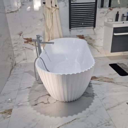 Badewanne, freistehend, Mineralverbund, Ablauf in Weiß inklusive, glänzend Weiß, 170x80 cm, Bali