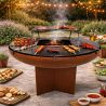 Holzgrill mit Gusseisenplatte, Platte aus 2 mm Cortenstahl, Maße: D 100 x H 70 cm, AshCraft