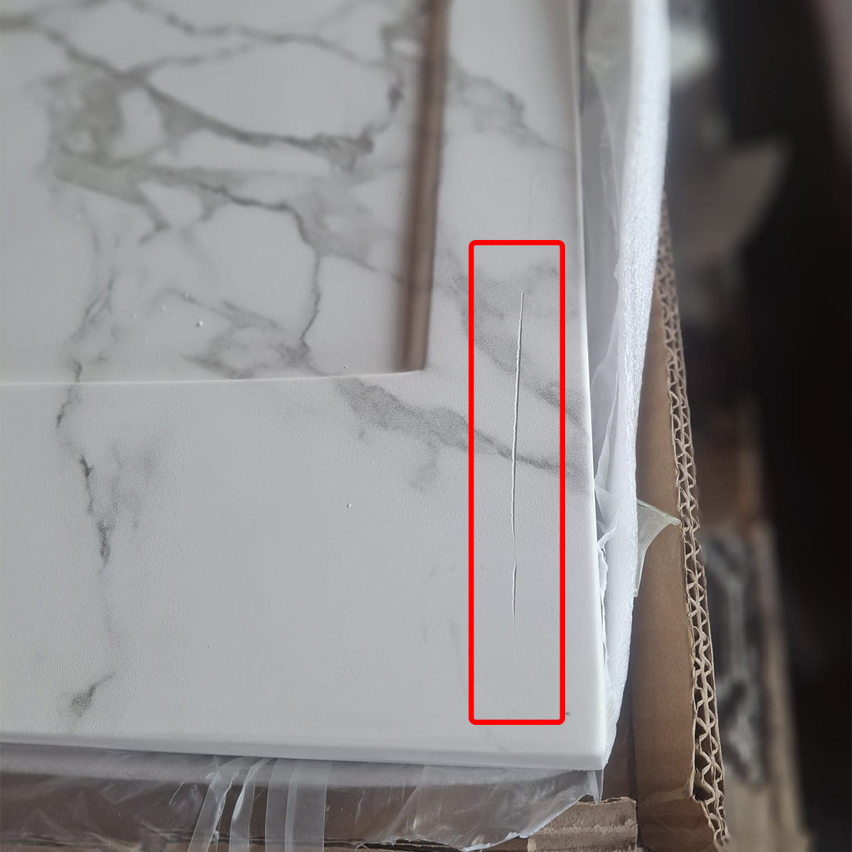 Duschwanne, Weiß B-Ware, Ausführung Carrara Arabescato, Verbundwerkstoff, Höhe 2,5 cm, Maße 140x90 cm, zuschneidbar, Antonio