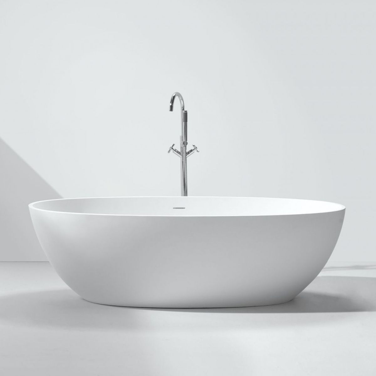 Badewanne Lulu, Coroian-Verbundstoff, Weiß, 170 oder 180 cm, Wärmedämmung, freistehend