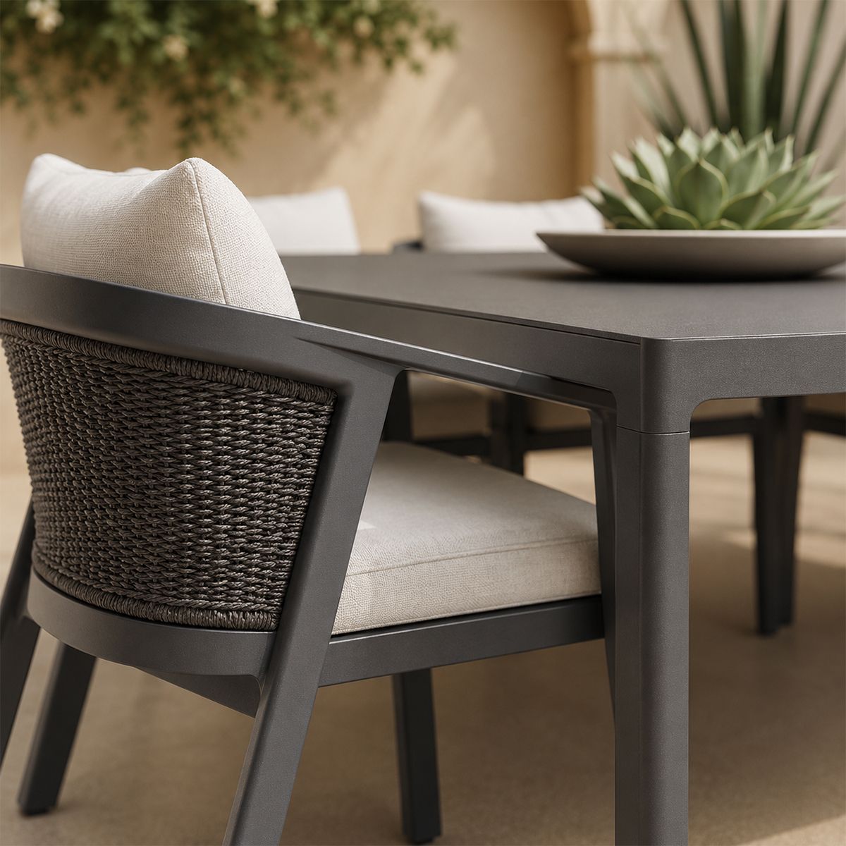 Möbelset für Garten oder Terrasse – Tisch aus Aluminium und 8 Stühle, Aluminiumrahmen und Polyrattan, Dunkelgrau, Dalia
